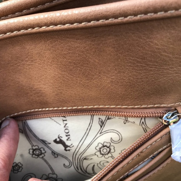 Montana West Concho Brown Crossbody - Picture 3 of 8